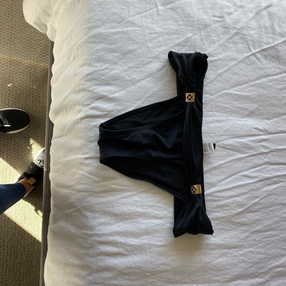 VIX size Small black bathing suit bottoms